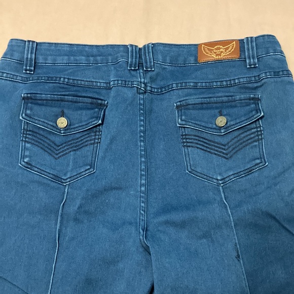 Naafii wide leg Capri - Picture 4 of 4